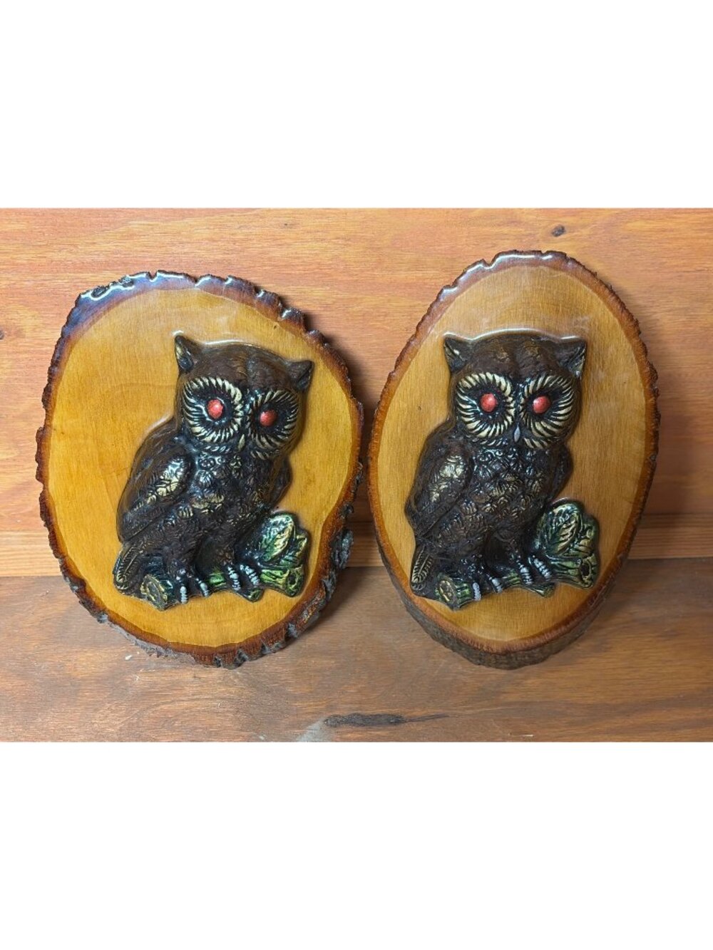 VTG Owl Wall Plaques Red Eyes On Wood Slices Rustic Mid-Century Decor Set Of 2